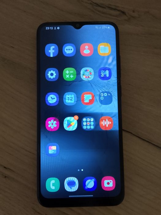 Обменяю 2 рабочих телефона