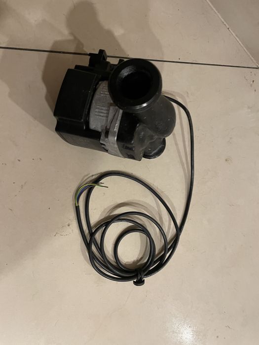 pompa recirculare grundfos