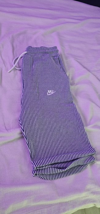 Pantaloni nike scurti