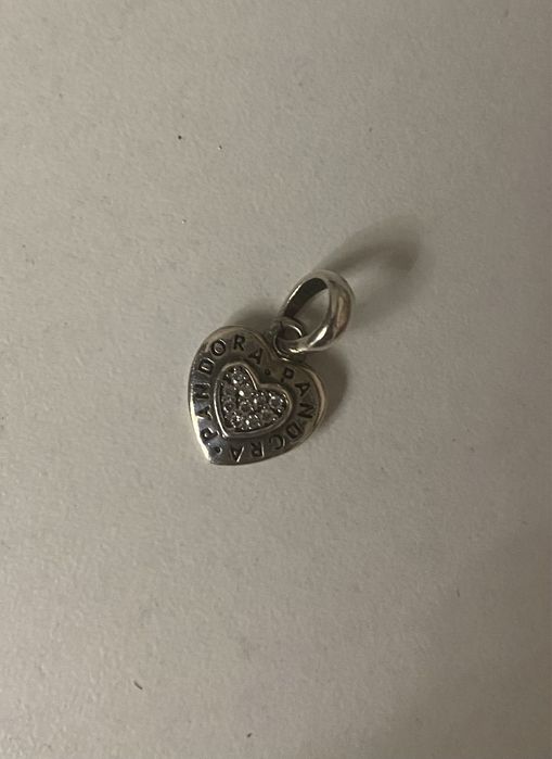 Кулон   Пандора в хорошем состояний