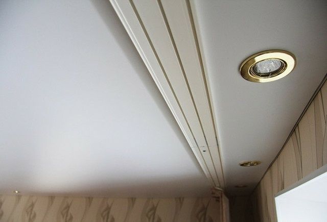 Потолочный карниз с установкой и гарантией (договорная)