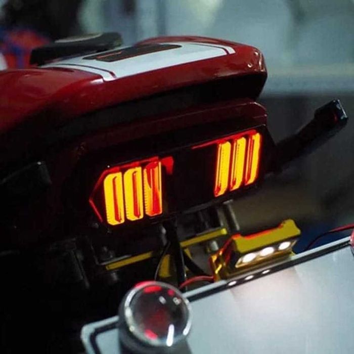 LED Стоп диоден за мотоциклет с вградени мигачи.