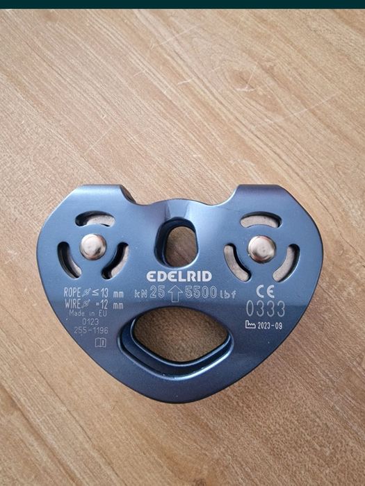 Scripete dublu tandem tiroliana