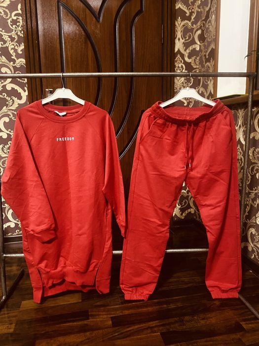 Распродажа. Продается спортивки.