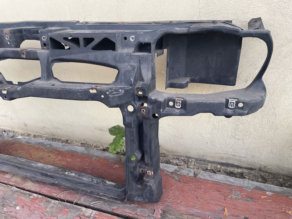 Суппорт радиатора оригинал (телевизор) VW Golf 4 Фольксваген Гольф 4