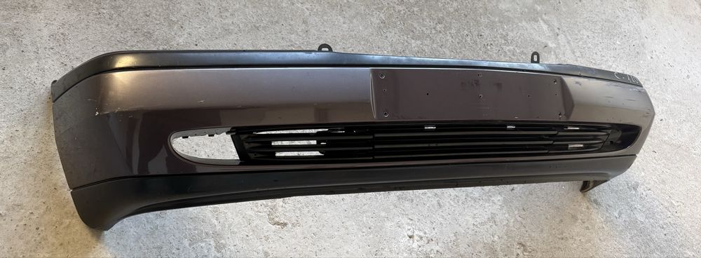 Предна броня от mercedes C 180