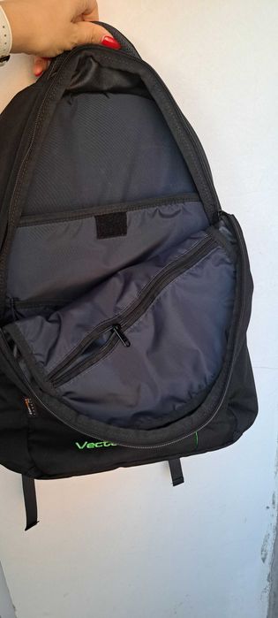 Раница Ташев Вектор 25 ползвана 5-6 пъти, като нова!
