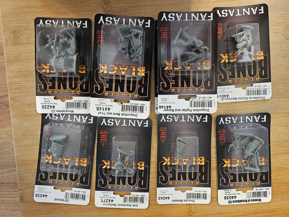 Миниатюри за RPG, D&D, Pathfinder игри и други - Reaper Bones