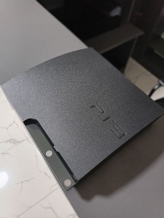 Ps 3 320 gb ideal xolatda germaniyadan kelgan