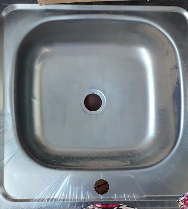 Продам новую раковину для кухни