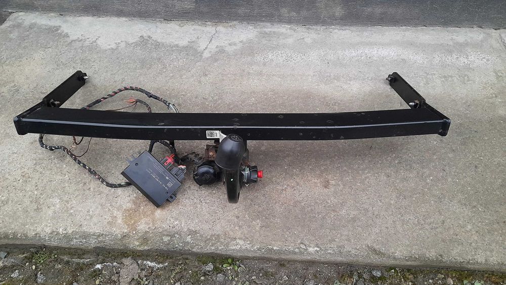 Carlig de remorcare Vw Golf 5,Golf 6 ,Golf5 plus Golf 6 plus