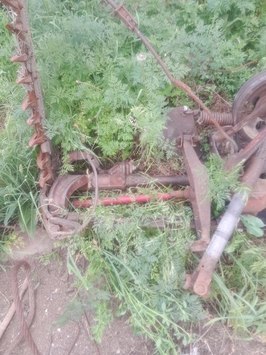 Сенокосилка в рабочем состоянии