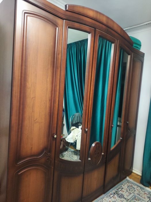 Шкаф  плательный