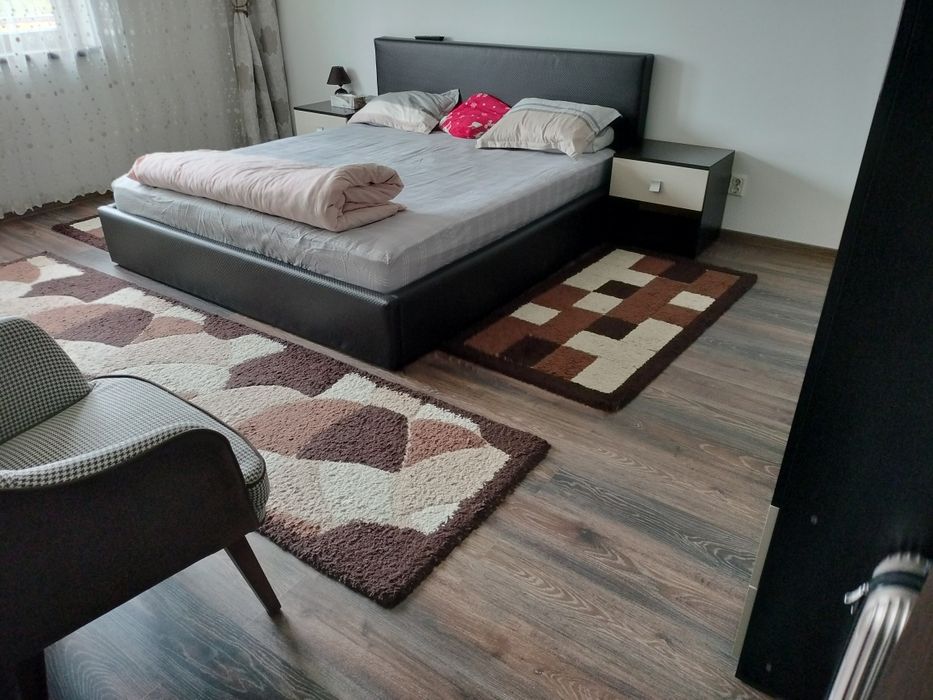 Proprietar Vând casă spațioasă în Lăpuș cu toate utilitățile