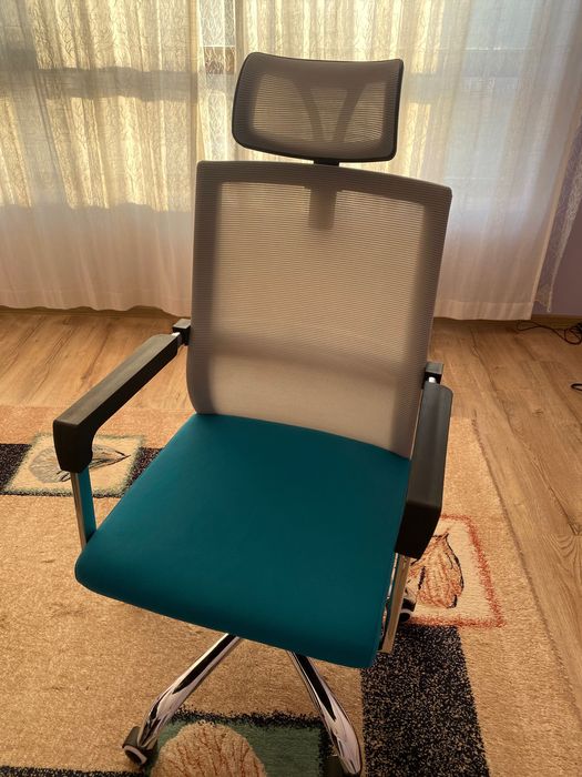 Офис Обзавеждане