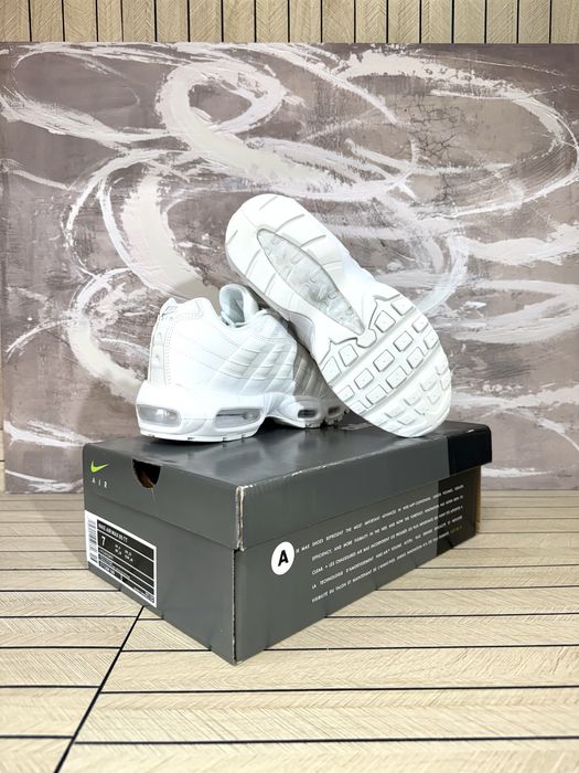 Nike Air Max 95 Triple White