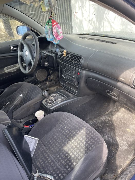 Dezmembrez passat b5.5