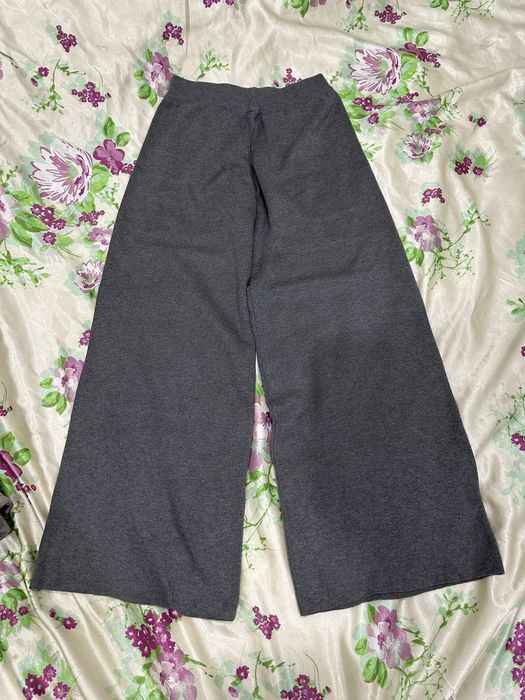 Продам кофты, штаны, платья