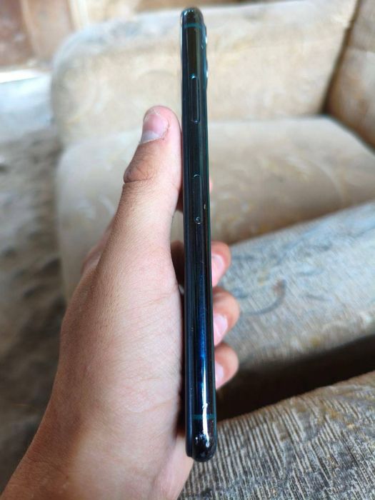 айфон 11 про макс 100/256гб