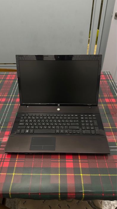 Ноутбук HP в рабочем состоянии