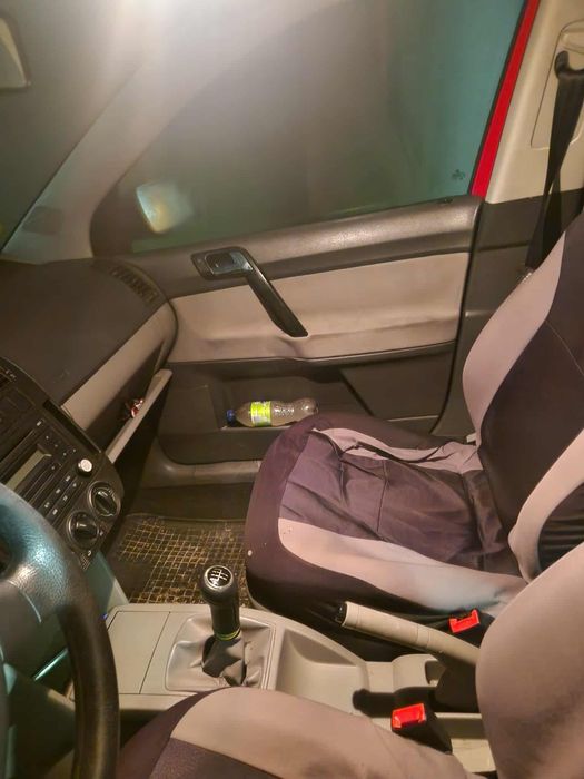 Vând Volkswagen Polo 1.2