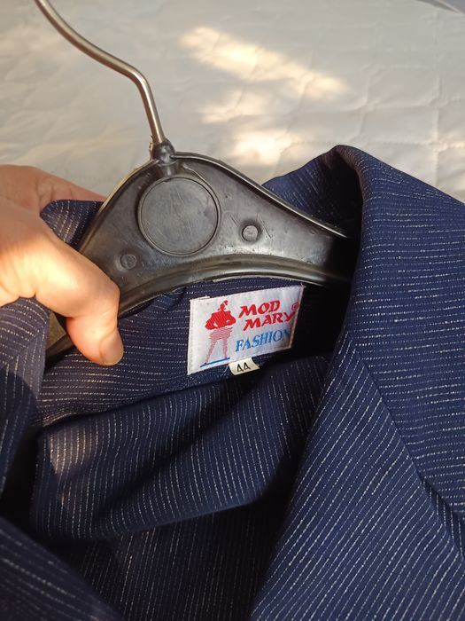 Дамски костюм  запазен