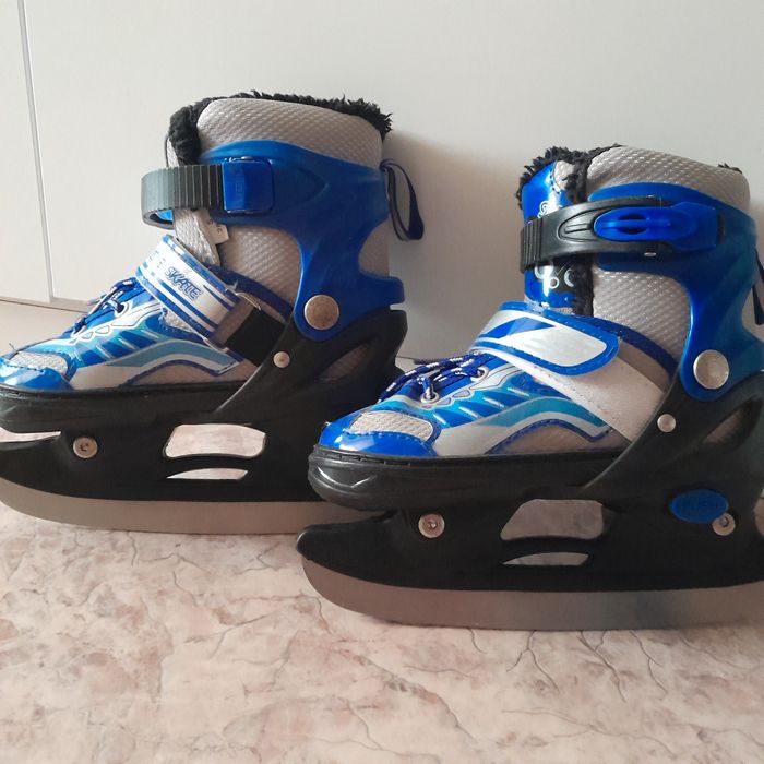 Продам коньки в отличном состояний