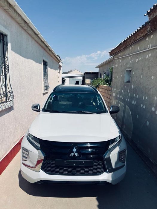 Mitsubishi Montero Sport 2022