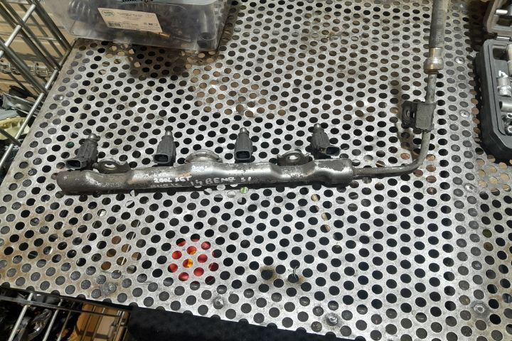 Rampa injectoare 0230156019 Toyota Auris 1 [2006 - 2010] Hatchback 5-