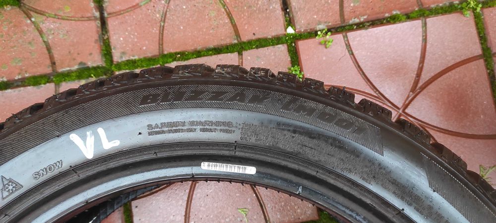 Anvelope 215/50/17 iarna M+S BRIDGESTONE BLIZZAK LM001