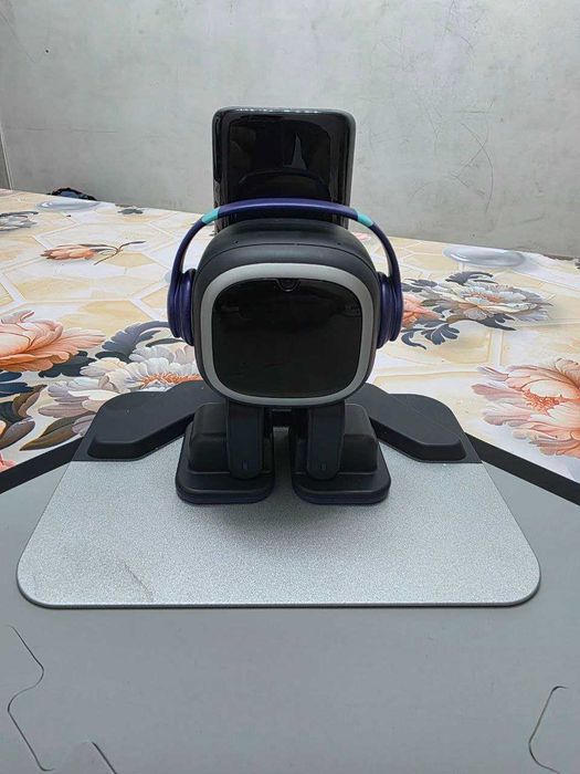 Emo Go Home AI Robot (5-6 marta foydalanilgan)