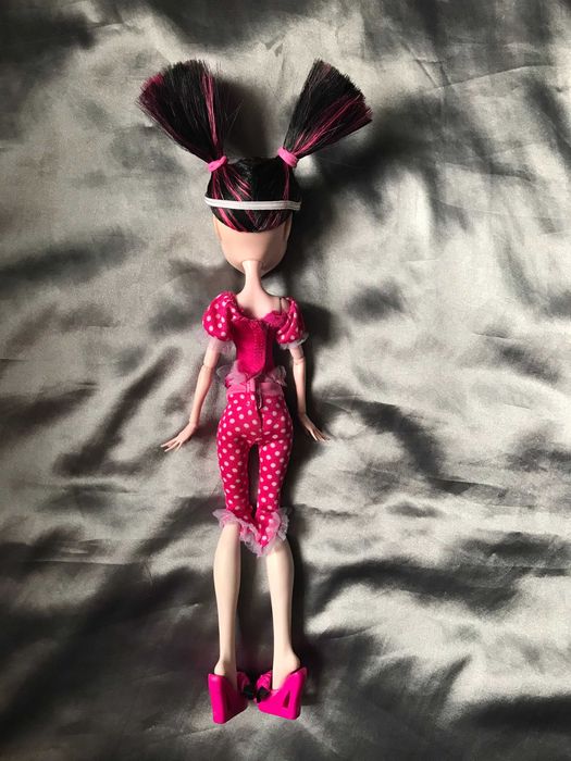 Кукла монстер хай monster high Дракулаура