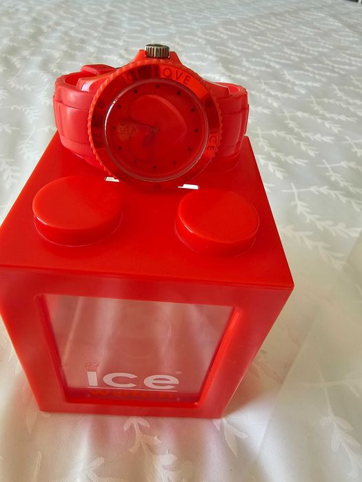Дамски часовник Ice- Watch . Red Оригинален. Унисекс