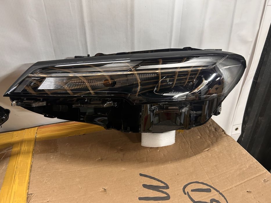 Monza 2023/2025 Фара