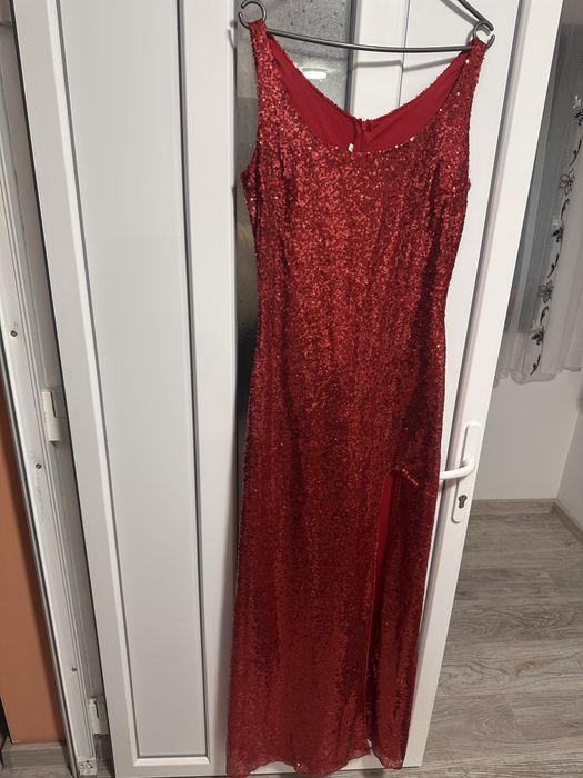 Rochie eleganta cu paiete