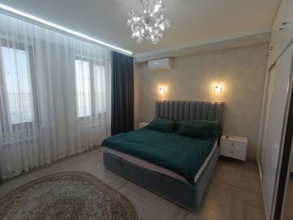 Продаю 2-х  комнатную квартиру Янги Хаёт Green House