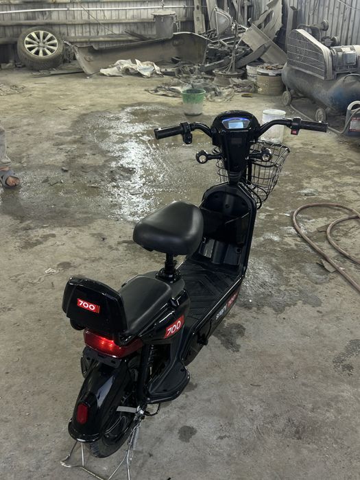 Электро скутер Snapy 700W