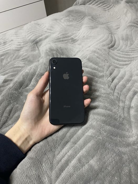 Продам Айфон XR 64gb 100%