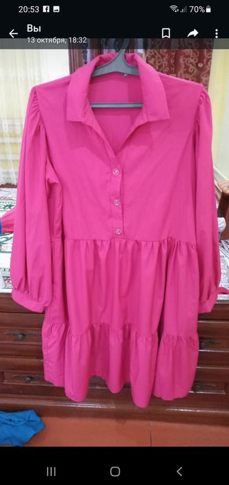 Женский костюм и платье