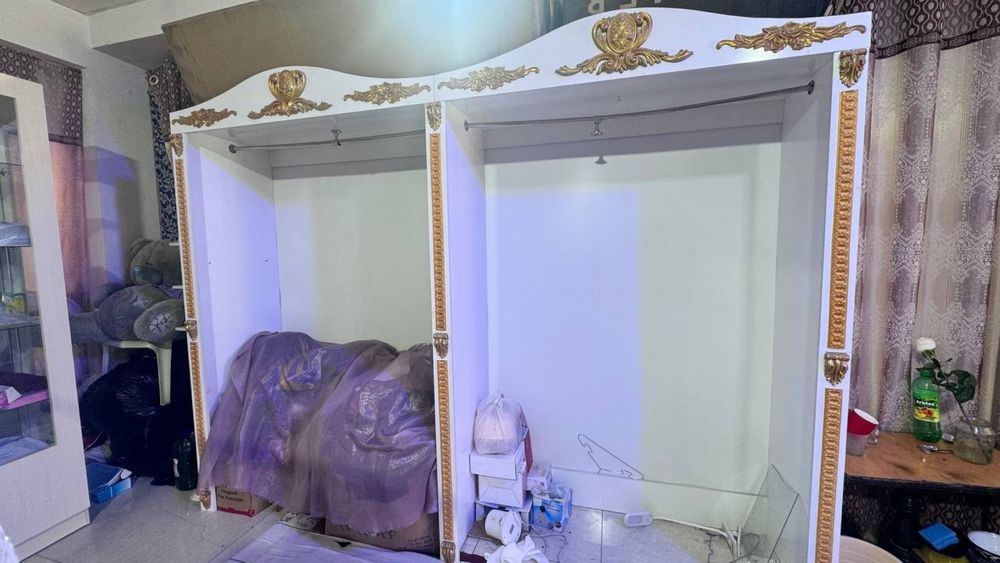 Kelin kuylak saloni uchun Shkaf mebellar