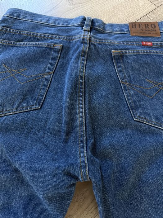 Blugi WRANGLER Hero Albastru Barbati | Marime 33 x 32 (Talie 88 cm)