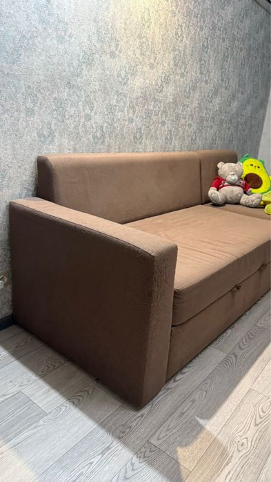 Продам диван б/у