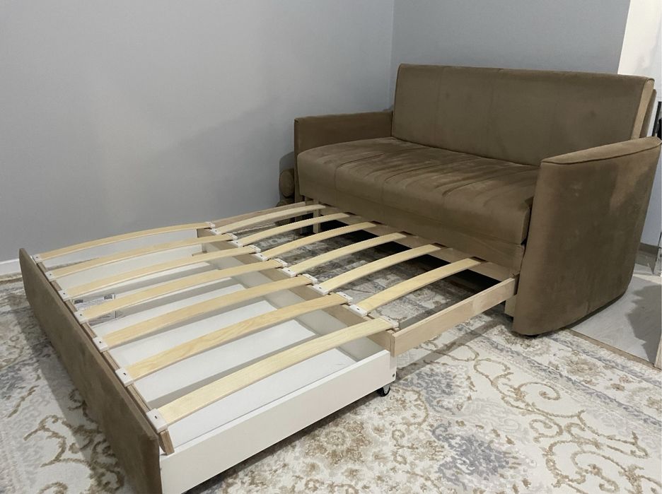 Расдвигающийся диван