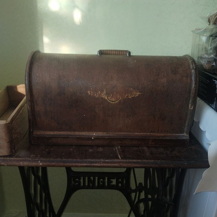 Швейная машинка Singer