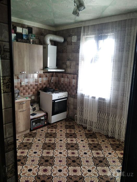 2 sotixli 3 xonali katej sotiladi