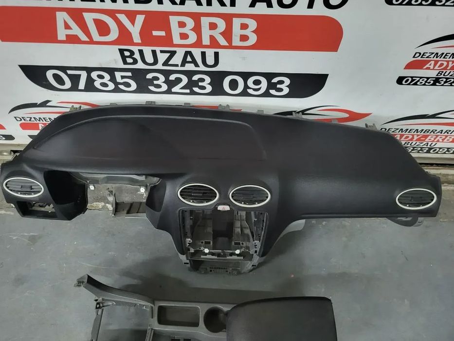 plansa de bord / cotiera/airbag/torpedou ford focus 2