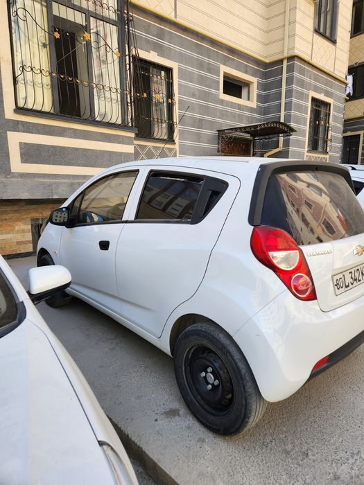 Chevrolet  spark
