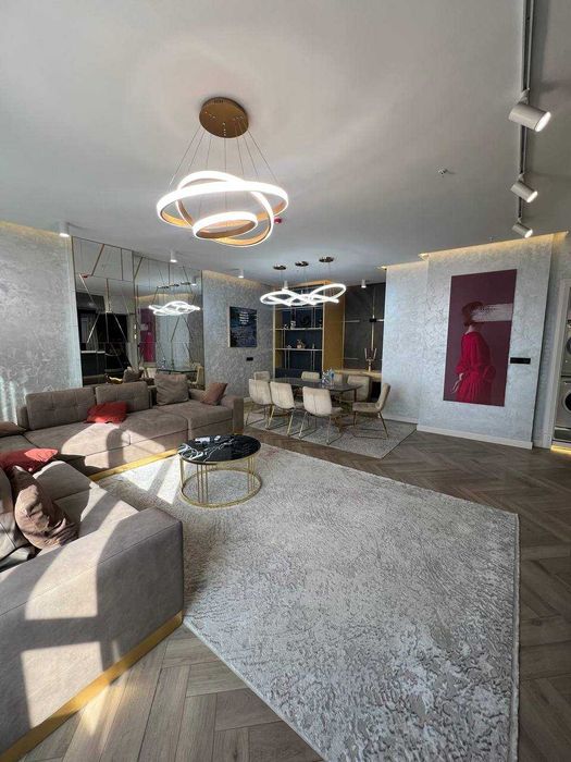 *Аренда Akay City 3ком квартира.Центр,Метро Хамид Алимджан.Евро 100м2