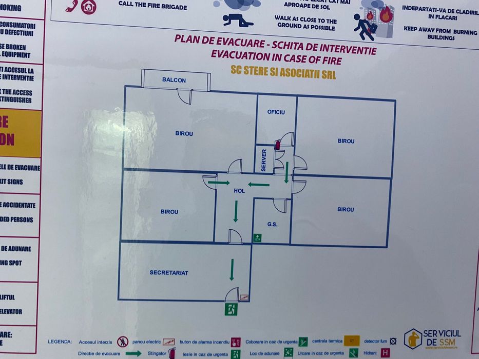 De vanzare apartament 4 camere parter, folosinta birouri