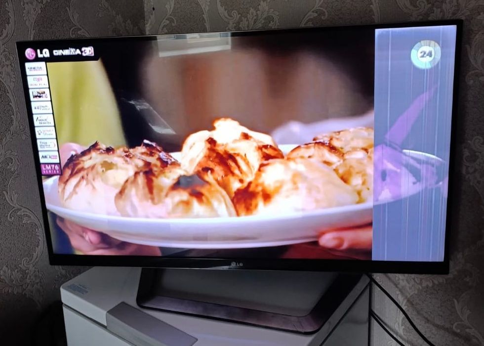 телевизор LG,  диагональ 42”